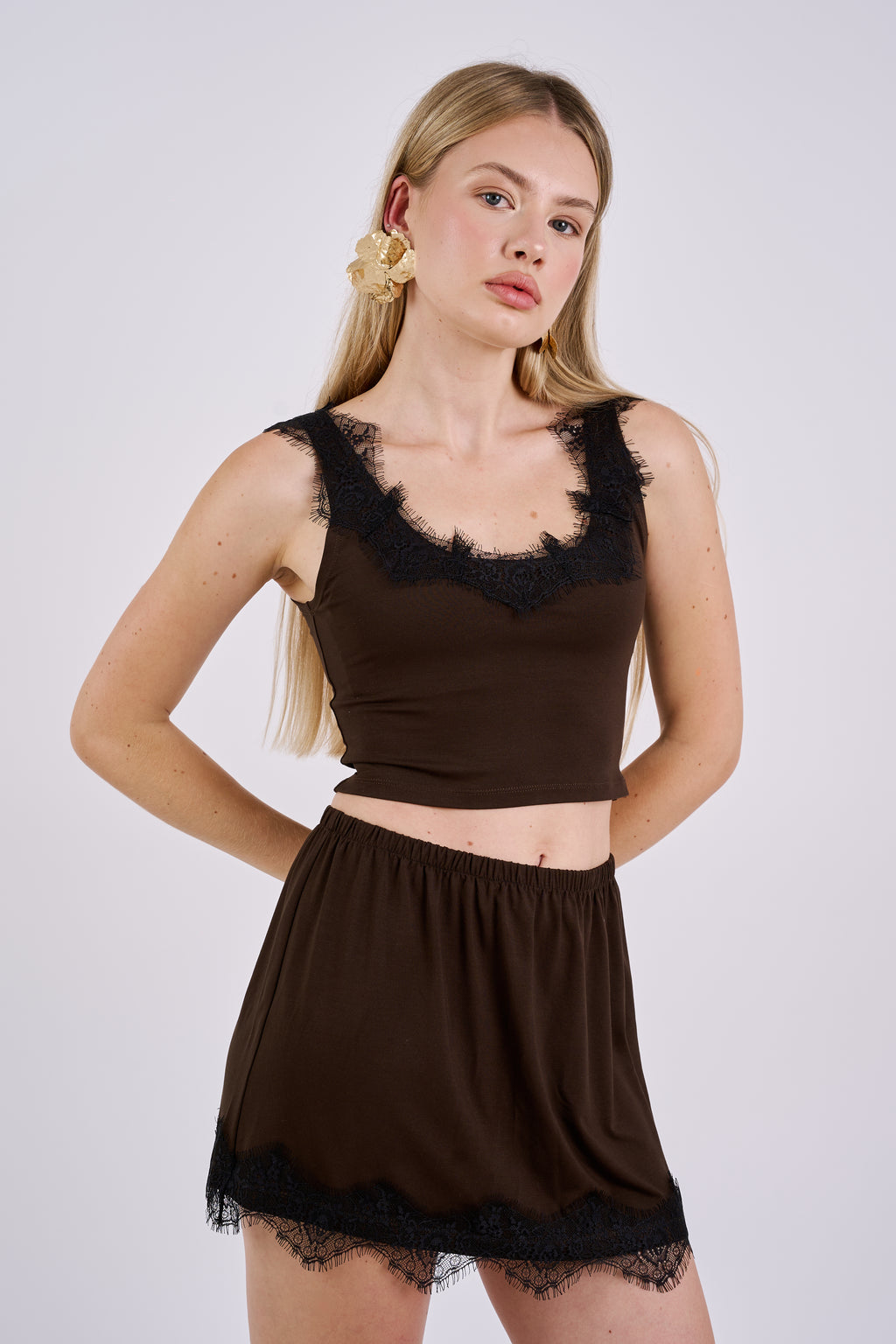 Double Top - brown