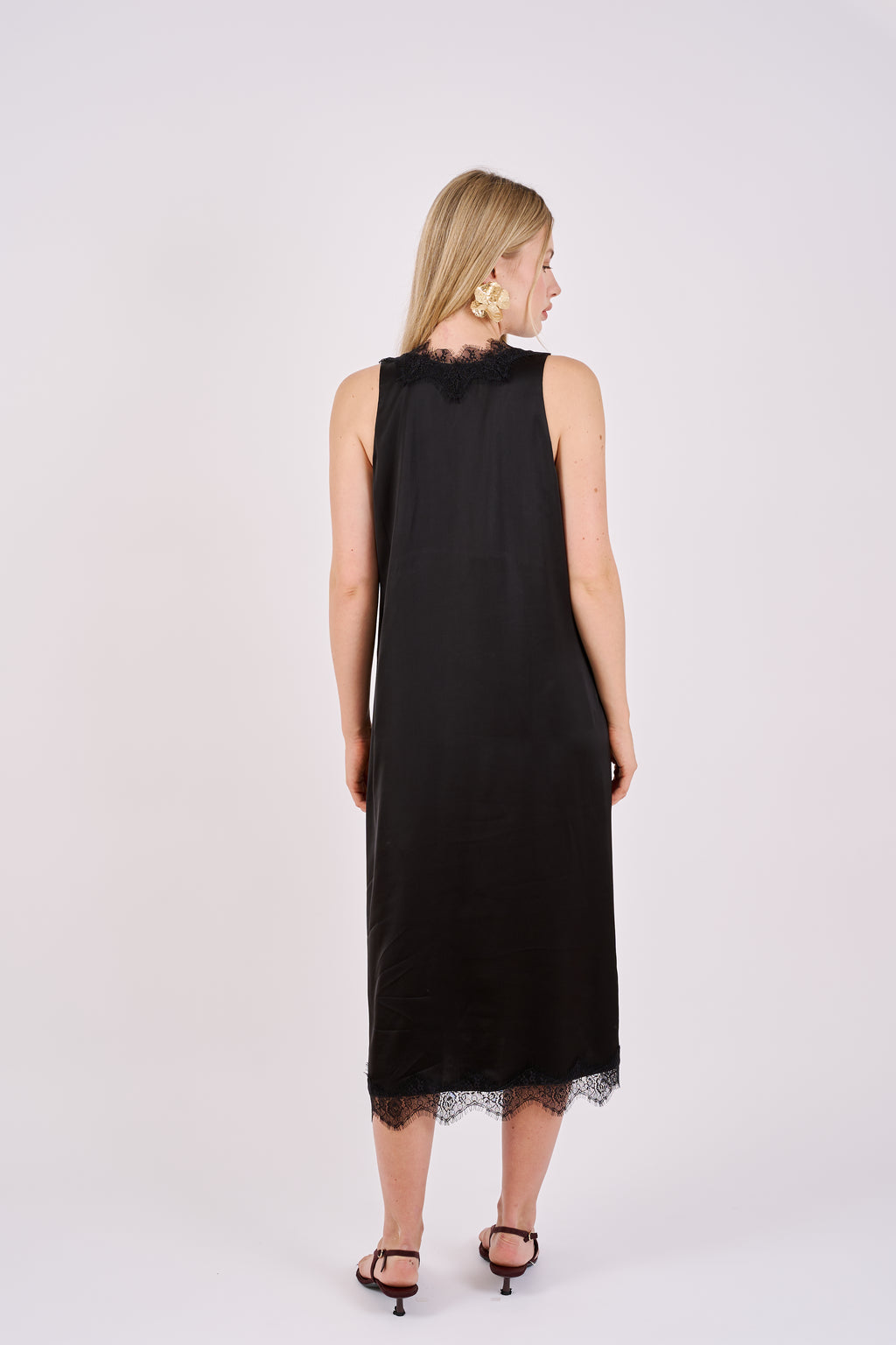 Lace Dress - all black
